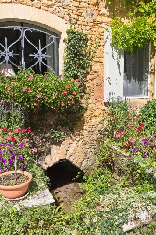 Bed & Breakfast Le Moulin Neuf Saint-Alvère Kültér fotó